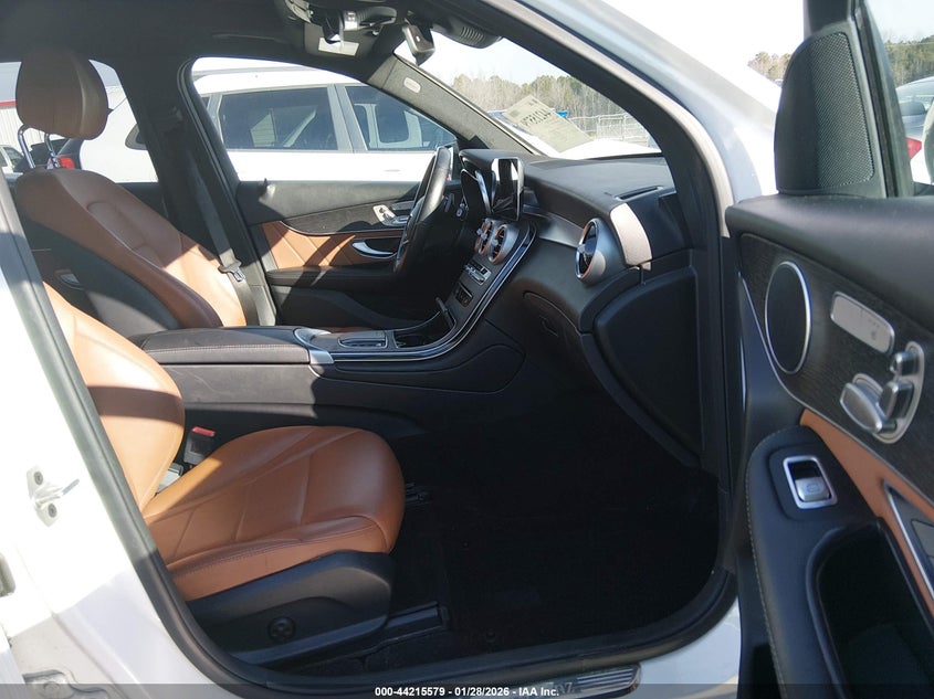2022 MERCEDES-BENZ GLC 300 auction photo 5