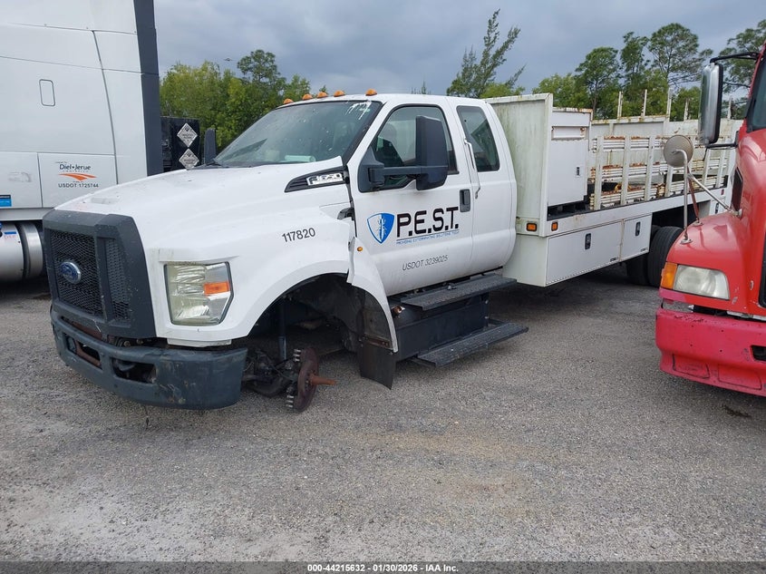 2016 Ford F-650 Gas