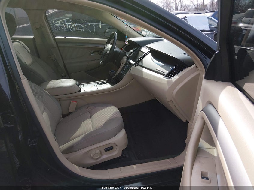 2013 Ford Taurus Sel