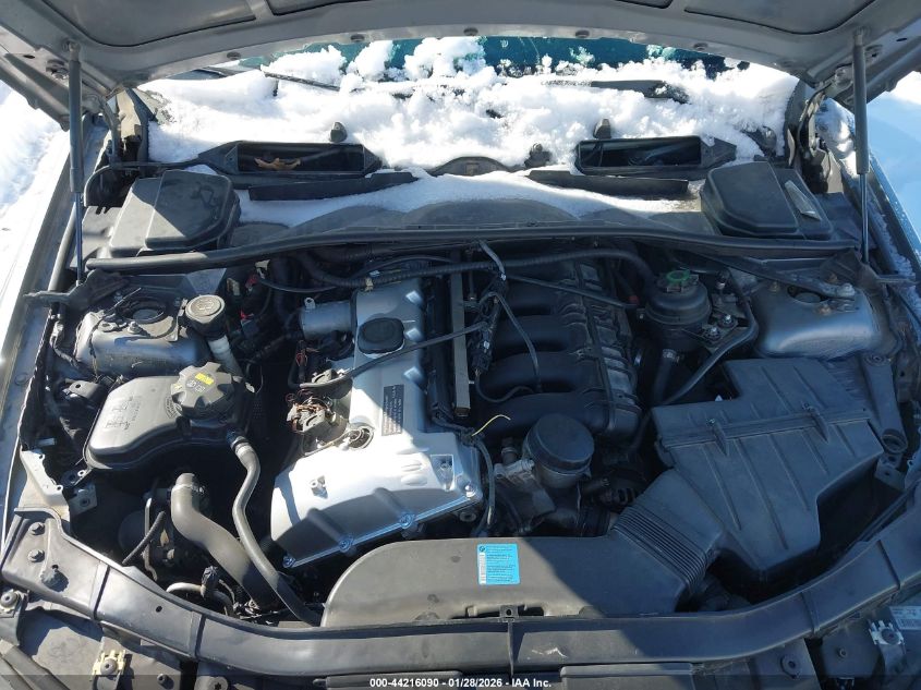 2011 BMW 328I VIN: WBAPH5G54BNM71707 Lot: 44216090