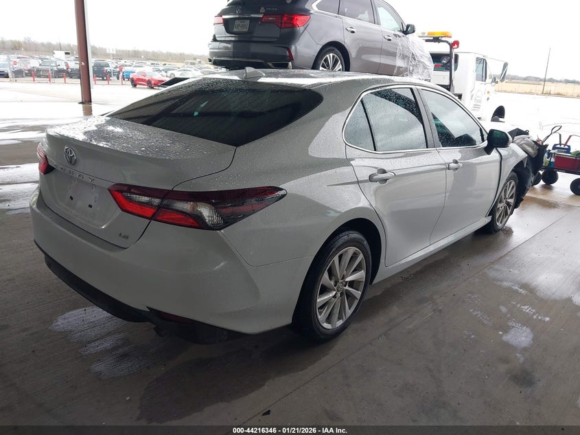 2023 Toyota Camry Le