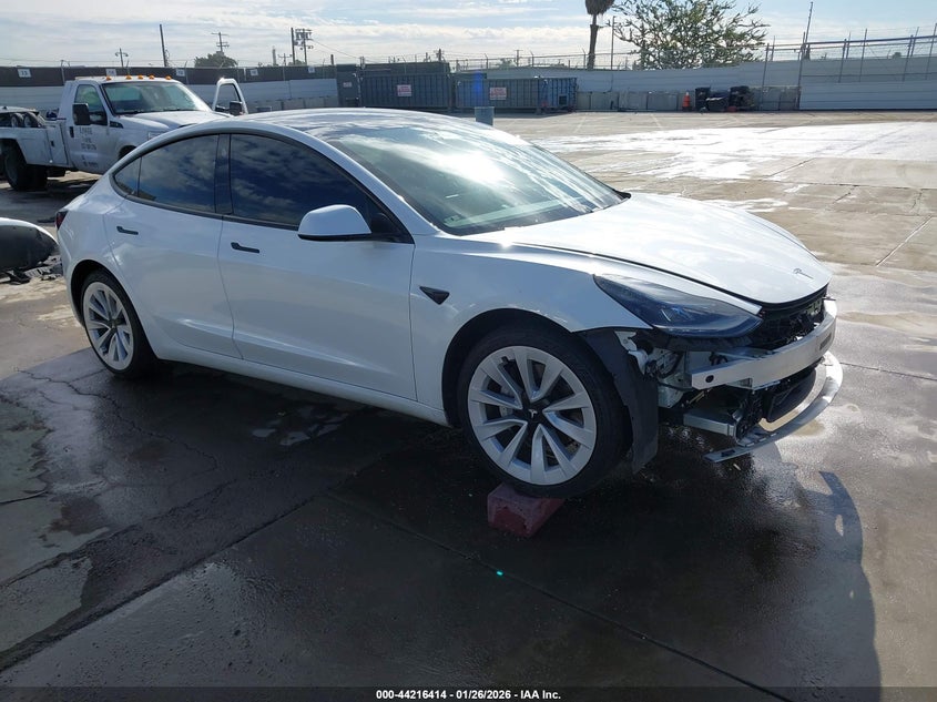 2021 Tesla Model 3 Standard Range Plus Rear-Wheel Drive