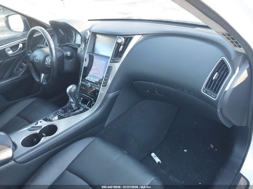 2015 INFINITI Q50 auction photo 5