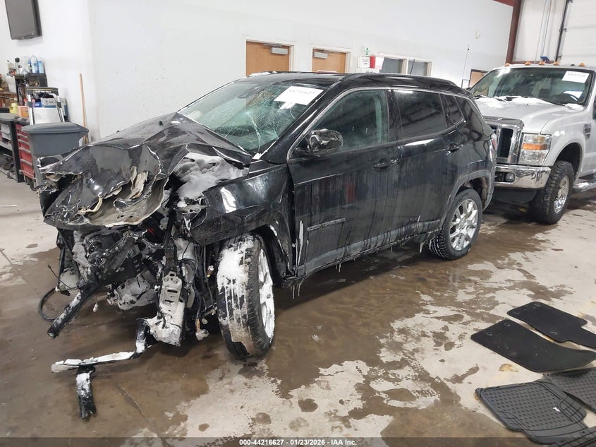 2022 Jeep Compass Latitude Lux 4X4