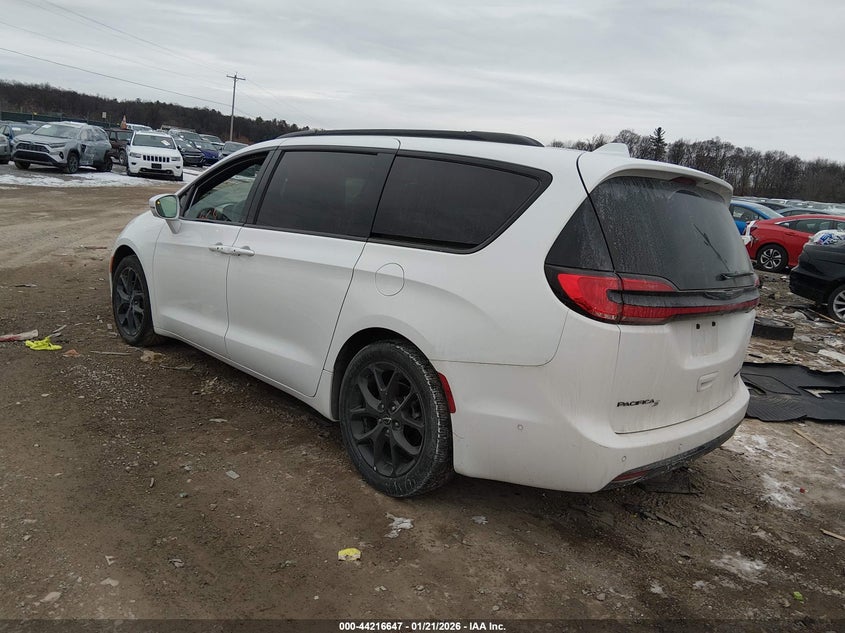 2022 Chrysler Pacifica Limited