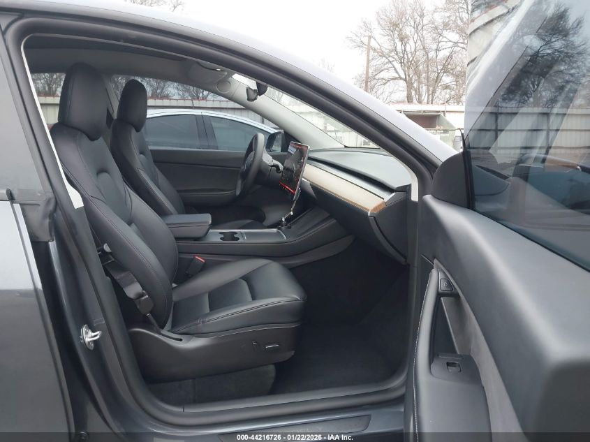 2022 Tesla Model Y Performance Dual Motor All-Wheel Drive