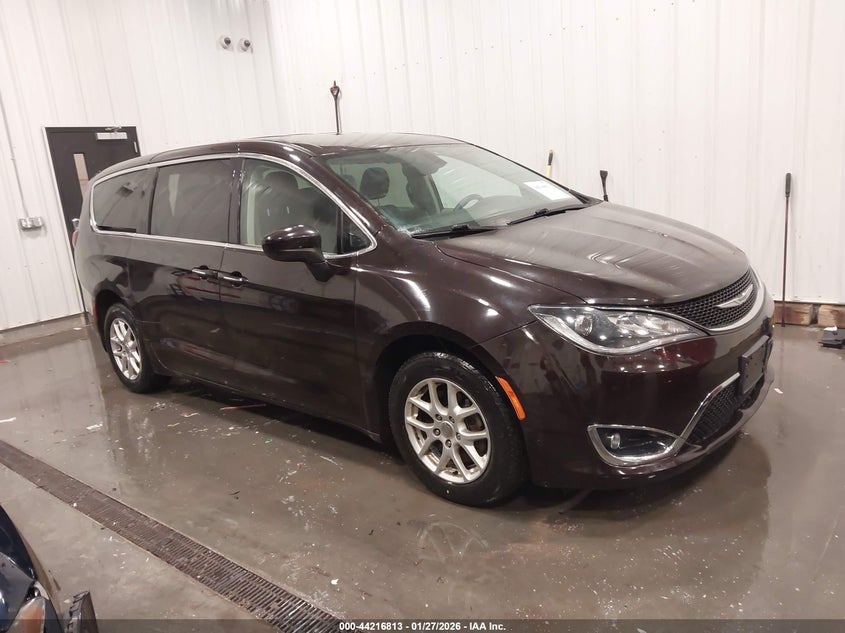 2017 Chrysler Pacifica Touring Plus