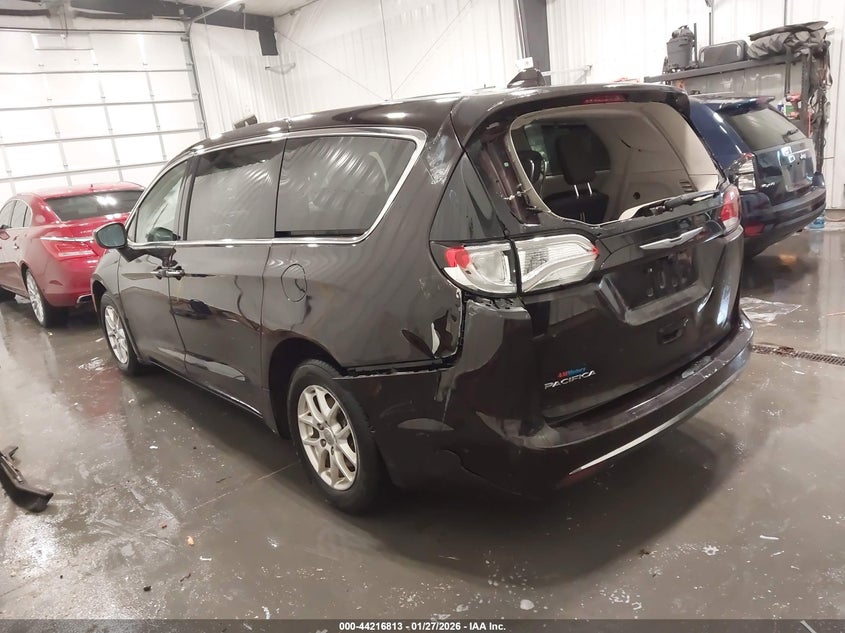 2017 Chrysler Pacifica Touring Plus