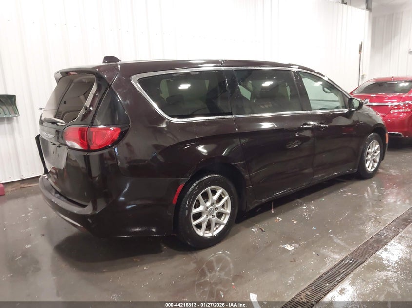 2017 Chrysler Pacifica Touring Plus