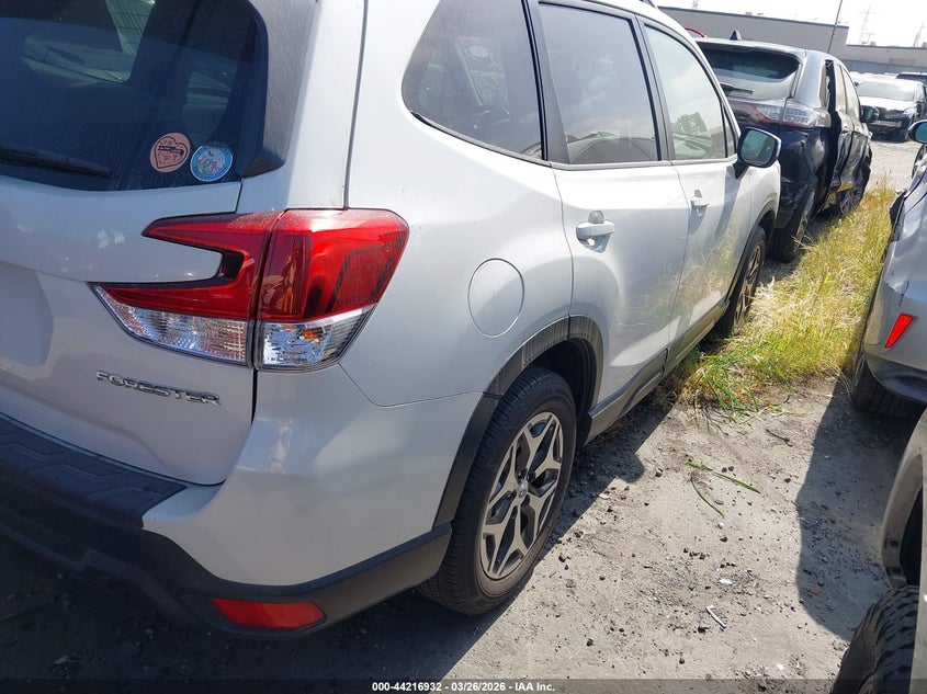 2021 Subaru Forester Premium