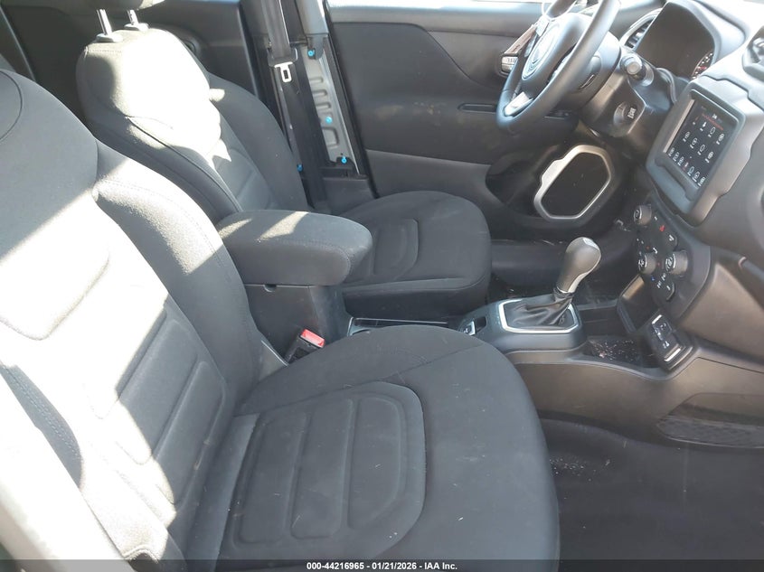 2020 Jeep Renegade Latitude Fwd