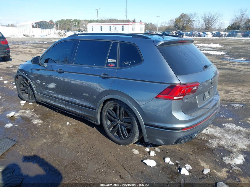 2022 Volkswagen Tiguan 2.0T Se R-Line Black