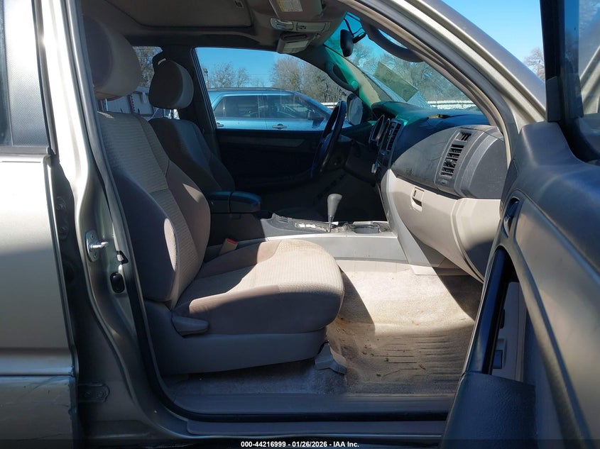 2004 Toyota 4Runner Sr5 V8