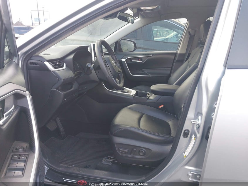 2024 TOYOTA RAV4 2.5L I-4 DI, DOHC, V(VIN: 2T3C1RFV0RC260667