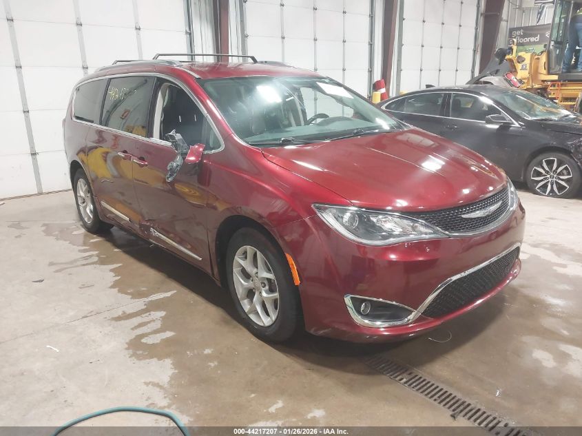2017 Chrysler Pacifica Touring-L Plus