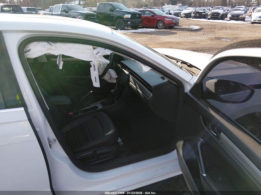 2022 Volkswagen Passat 2.0T Se