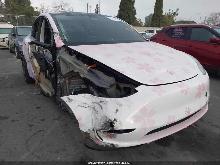 2025 Tesla Model Y Long Range Dual Motor Rear-Wheel Drive