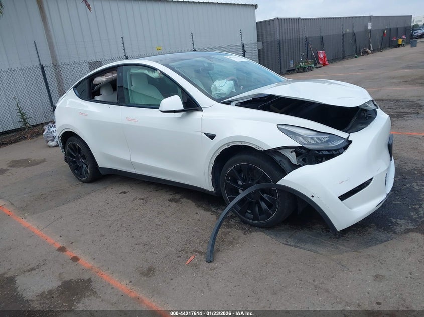 2021 Tesla Model Y Long Range Dual Motor All-Wheel Drive