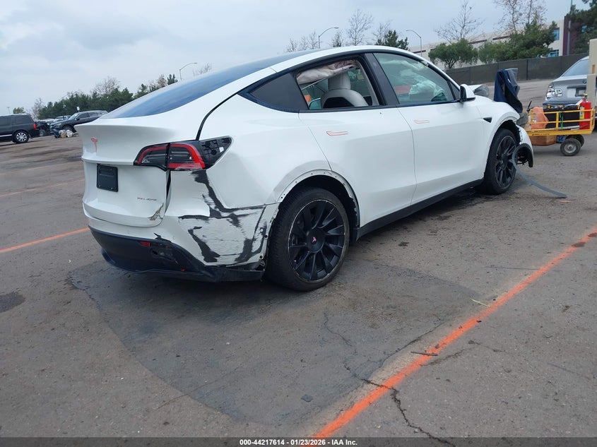 2021 Tesla Model Y Long Range Dual Motor All-Wheel Drive