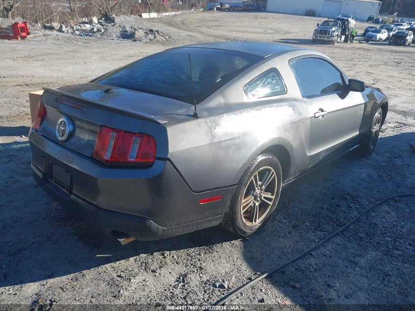 2010 Ford Mustang V6 Premium