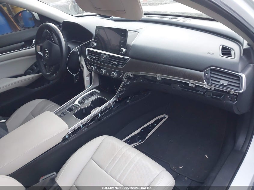 2022 Honda Accord Hybrid Touring