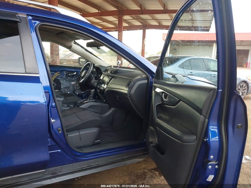 2018 Nissan Rogue Sv