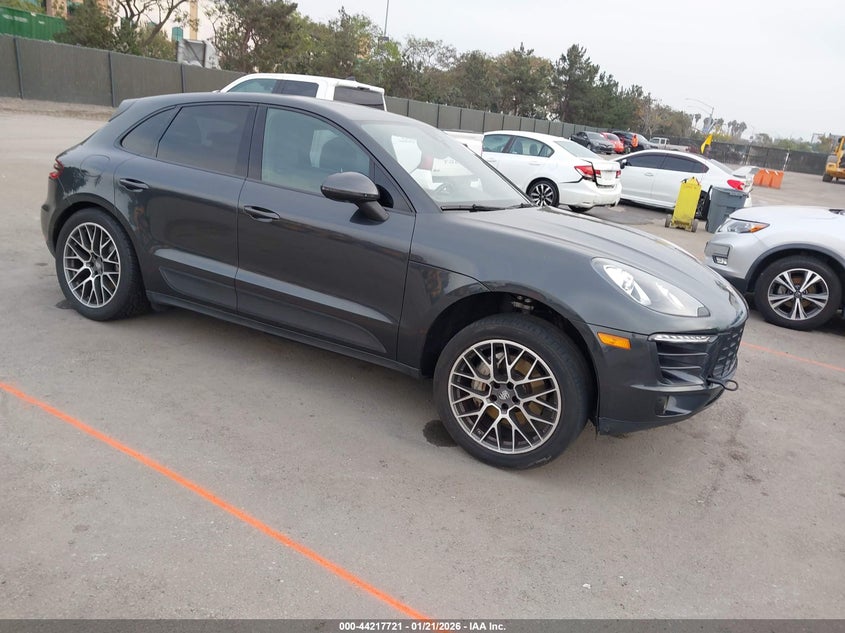 2018 Porsche Macan S