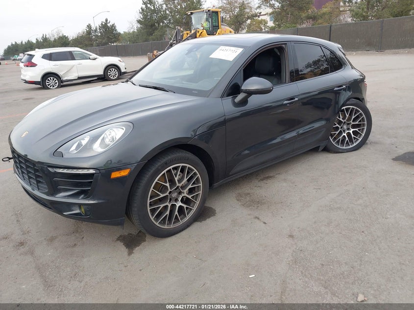 2018 Porsche Macan S