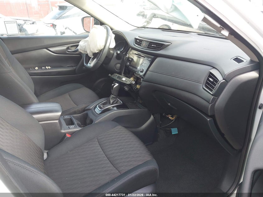 2017 Nissan Rogue Sv