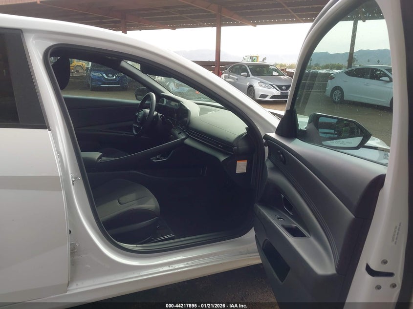 2025 Hyundai Elantra Hybrid Sel Sport