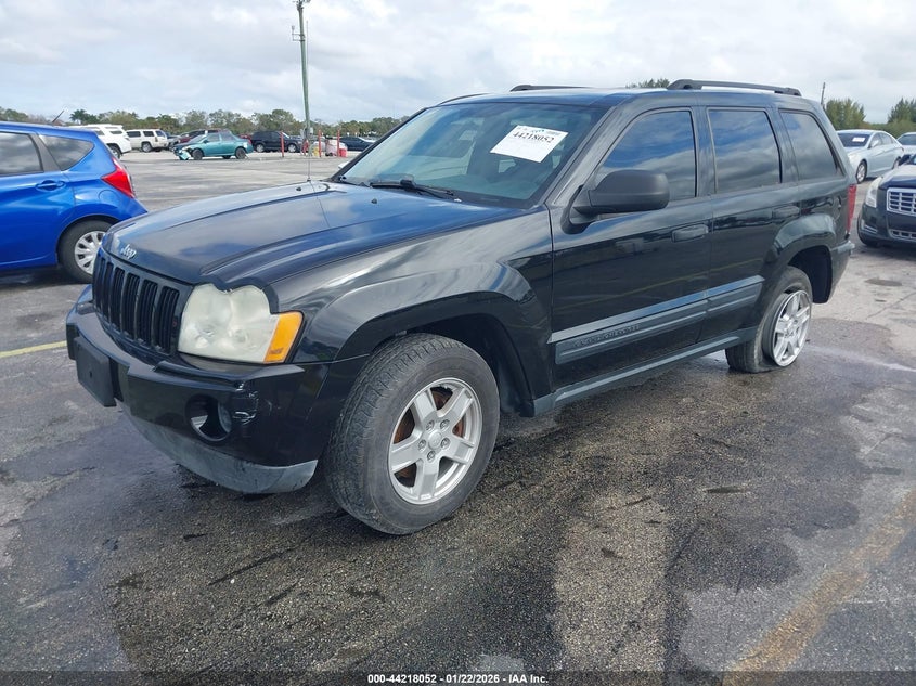 2006 Jeep Grand Cherokee Laredo