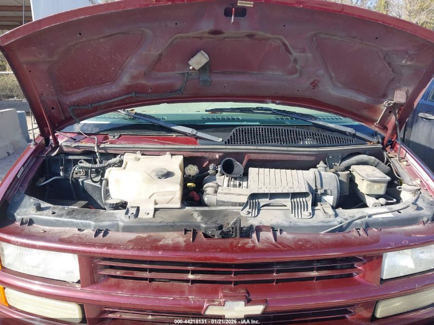 2002 Chevrolet Express Lt VIN: 1GBFG65R921104133 Lot: 44218131