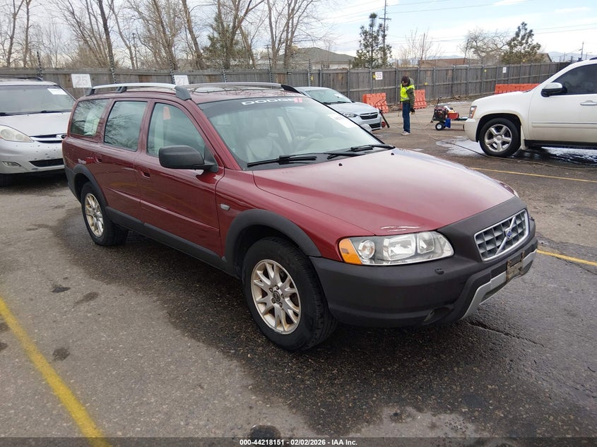 2005 Volvo Xc70 2.5T Awd