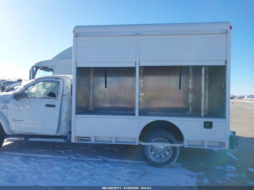 2023 Ram 5500 Ram Chassis Tradesman/Slt white Lot 111044218171 Vin 3C7WRNBL9PG545417