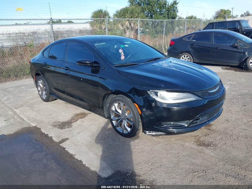 2015 Chrysler 200 S
