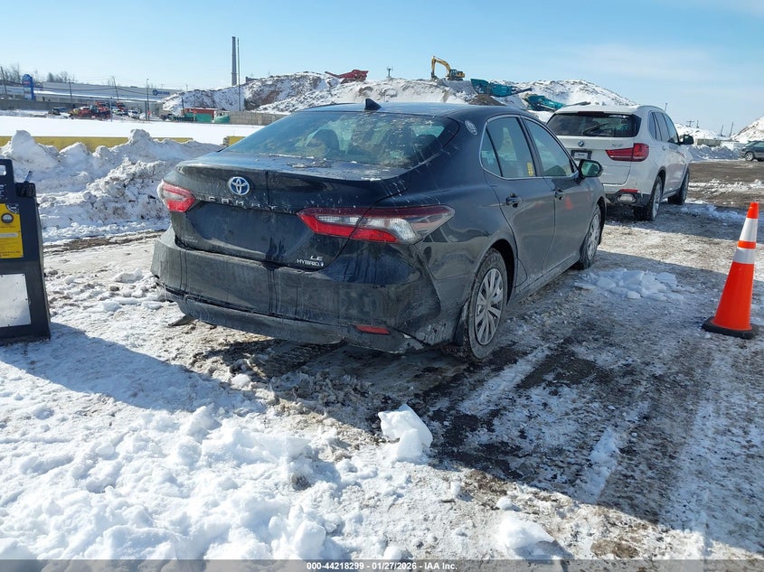 2024 Toyota Camry Hybrid Le