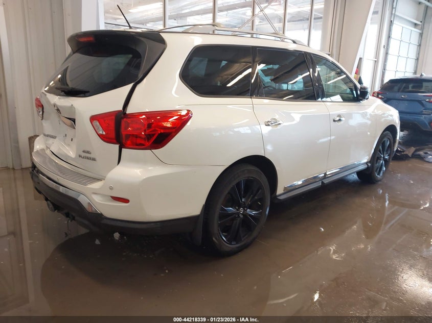 2017 Nissan Pathfinder Platinum