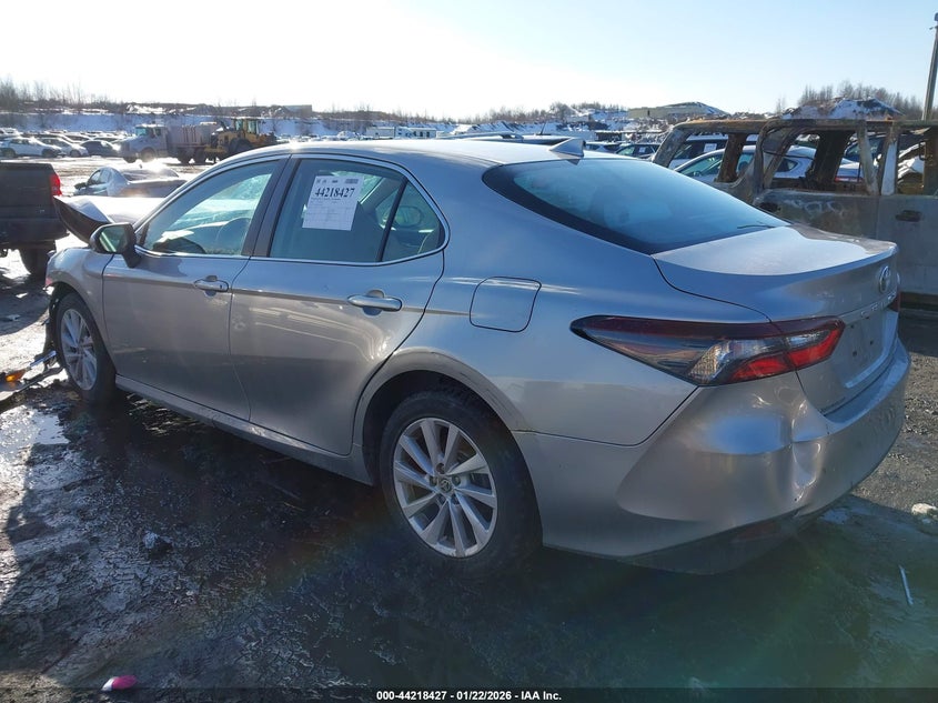 2022 Toyota Camry Le Awd
