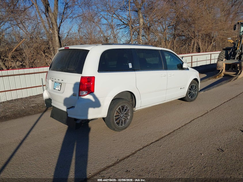 Vin: 2c4rdgcg4hr758504, lot: 44714478, dodge grand caravan sxt 20174