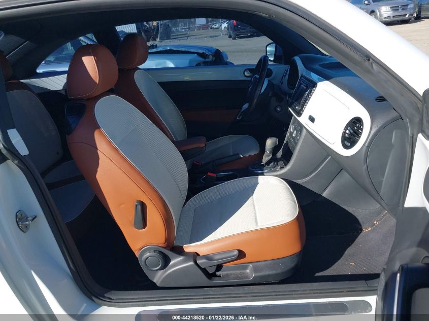 2017 Volkswagen Beetle #Pinkbeetle/1.8T Classic/1.8T S