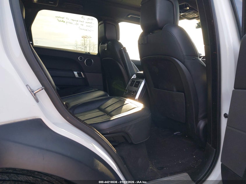 VIN SALWR2RV7KA840101 2019 LAND ROVER RANGE ROVER SPORT HSE