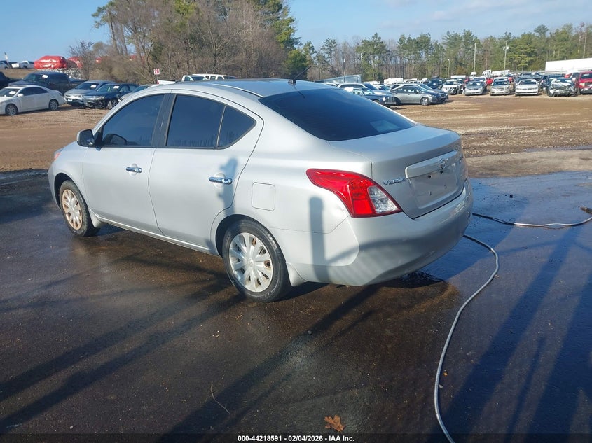 2012 Nissan Versa 1.6 Sv