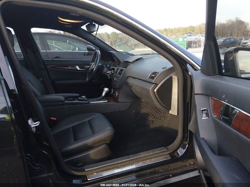 2011 Mercedes-Benz C 300 Luxury 4Matic/Sport 4Matic