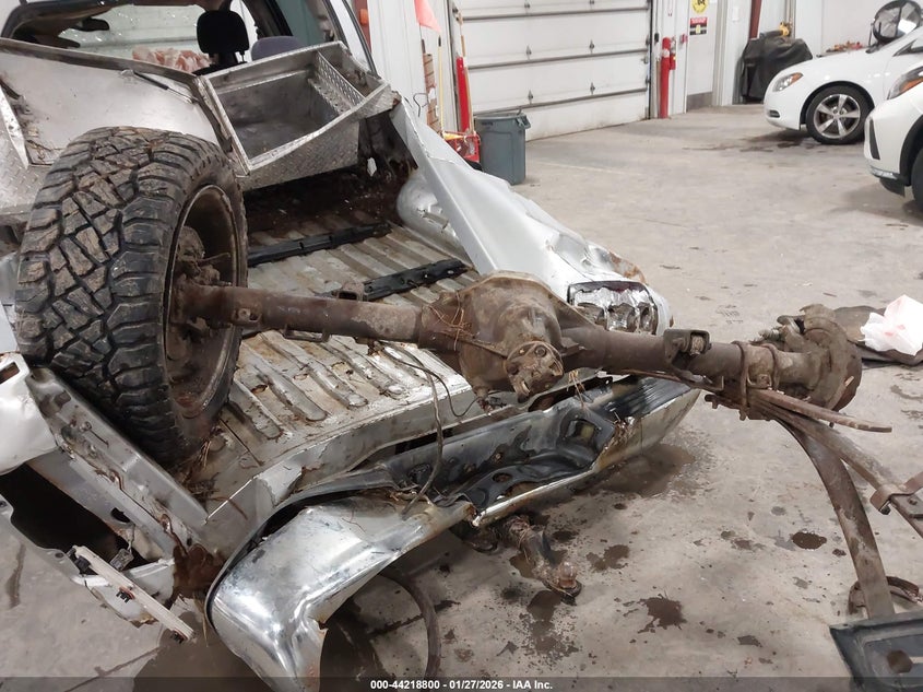 2004 Dodge Ram 1500 Slt/Laramie VIN: 1D7HU18N54S563039 Lot: 44218800