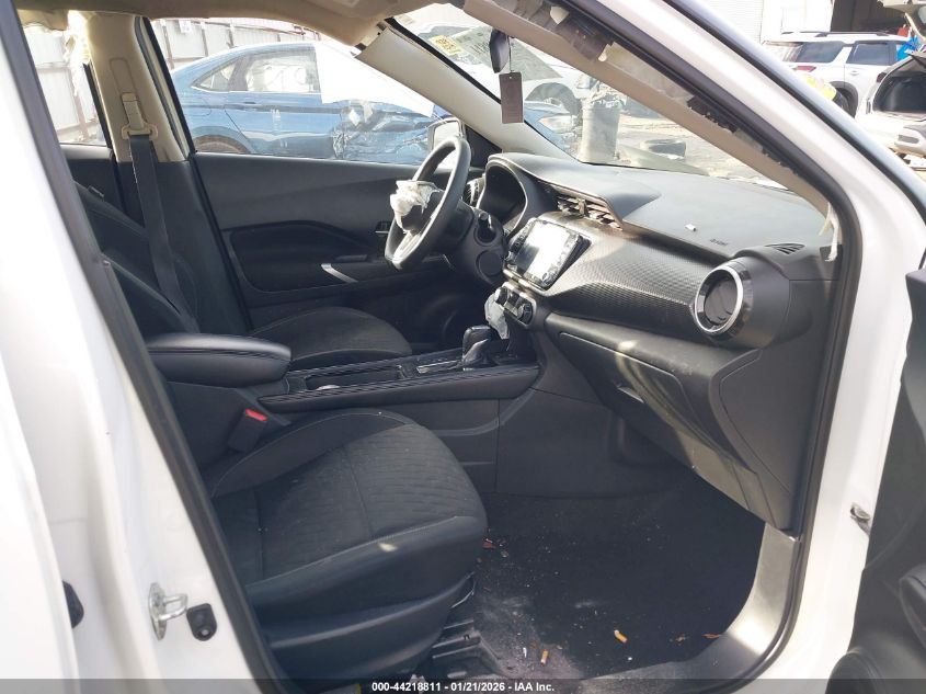 2021 Nissan Kicks Sv Xtronic Cvt