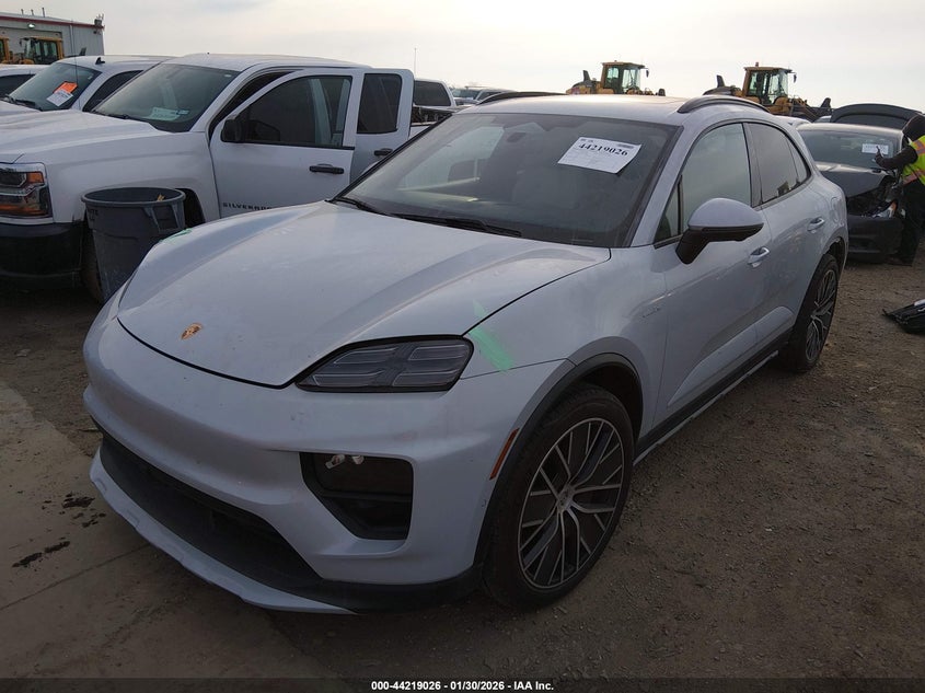 2024 Porsche Macan Electric 4