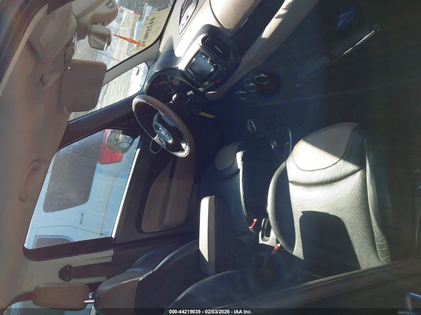 2015 Fiat 500L Lounge