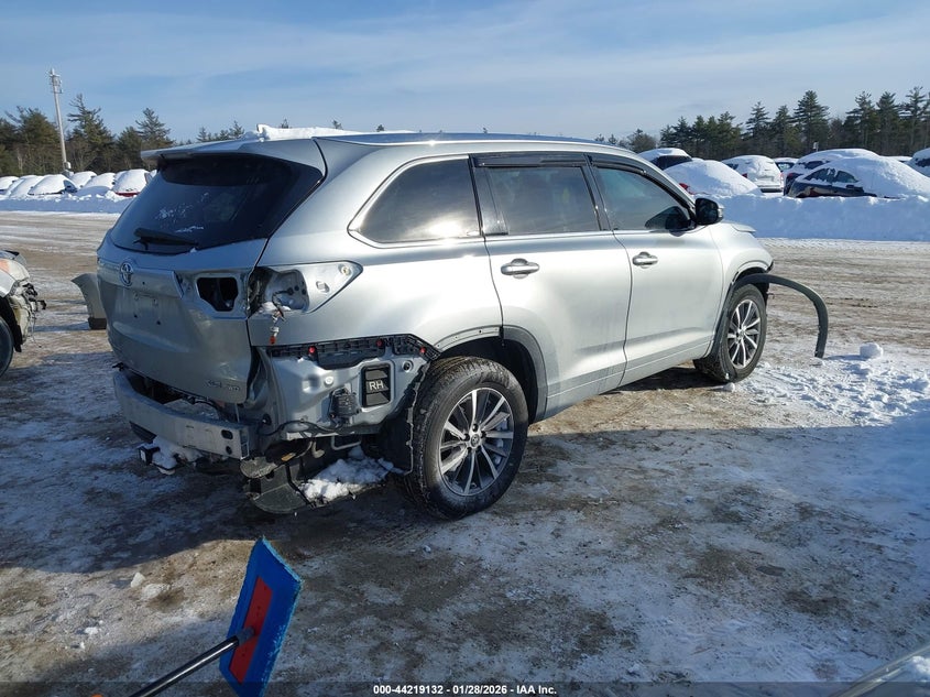 2018 Toyota Highlander Xle