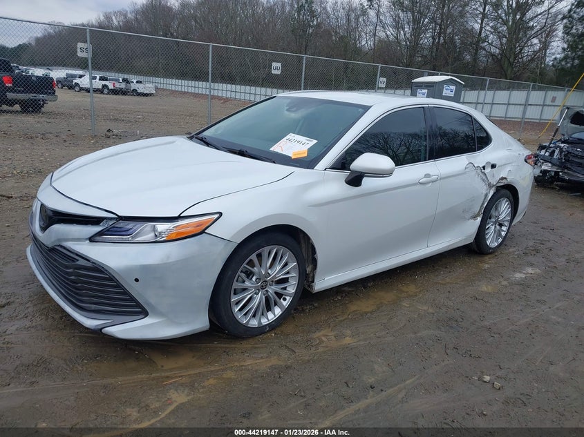 2020 Toyota Camry Xle