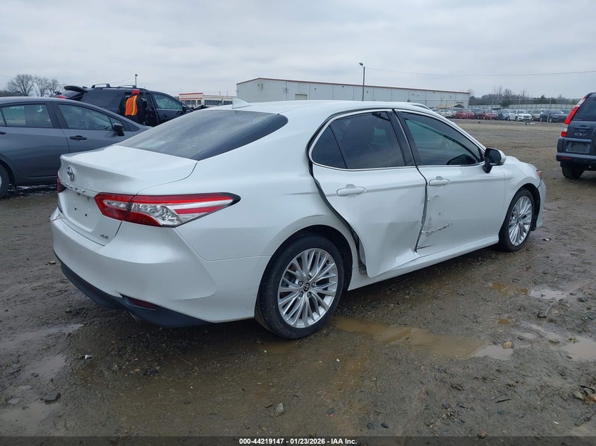 2020 Toyota Camry Xle